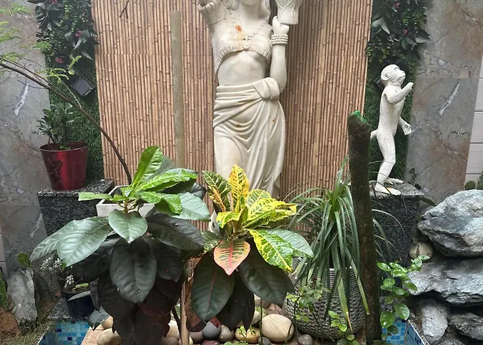 Gardenia Homestay Agra