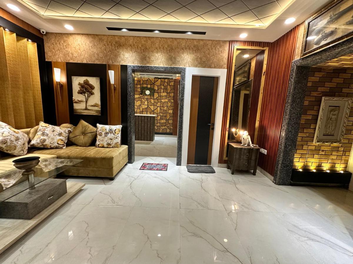 Gardenia Agra Homestay